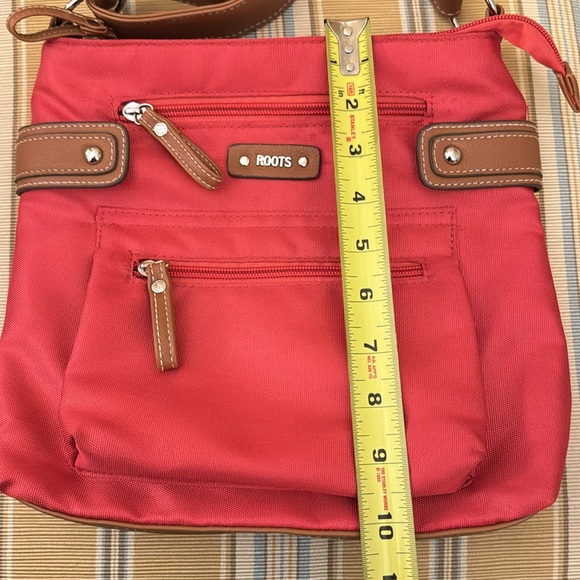 Fun Roots nylon shoulder crossbody bag with generous pockets. - Picture 8 of 10